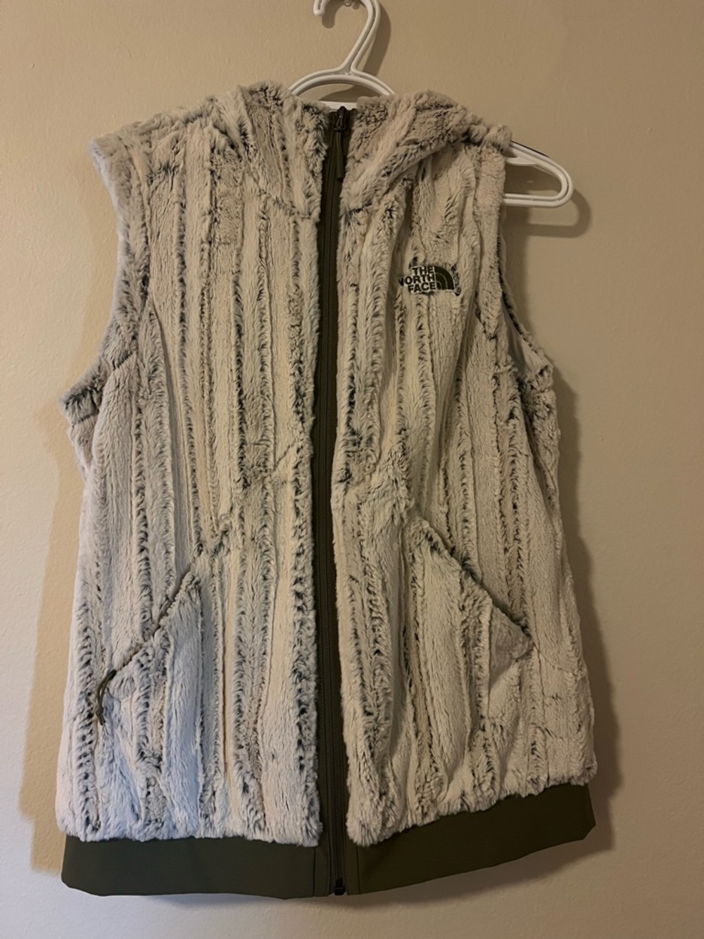 The North Face Hooded Plush Fleece Vest in Light Gray with Olive Trim